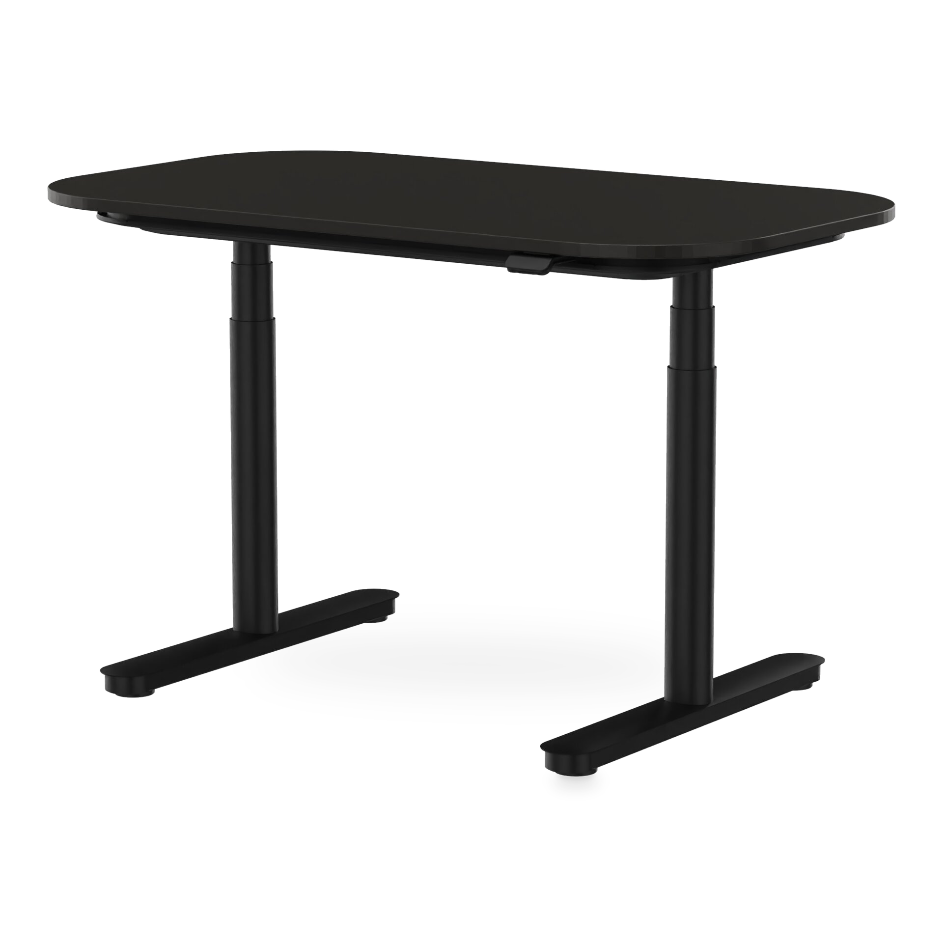 Ein moderner, minimalistischer, höhenverstellbarer Schreibtisch mit einer glatten, mattschwarzen rechteckigen Tischplatte und abgerundeten Ecken, getragen von einem stabilen schwarzen Metallrahmen mit zwei Teleskopsäulen und flachen Füßen, isoliert v