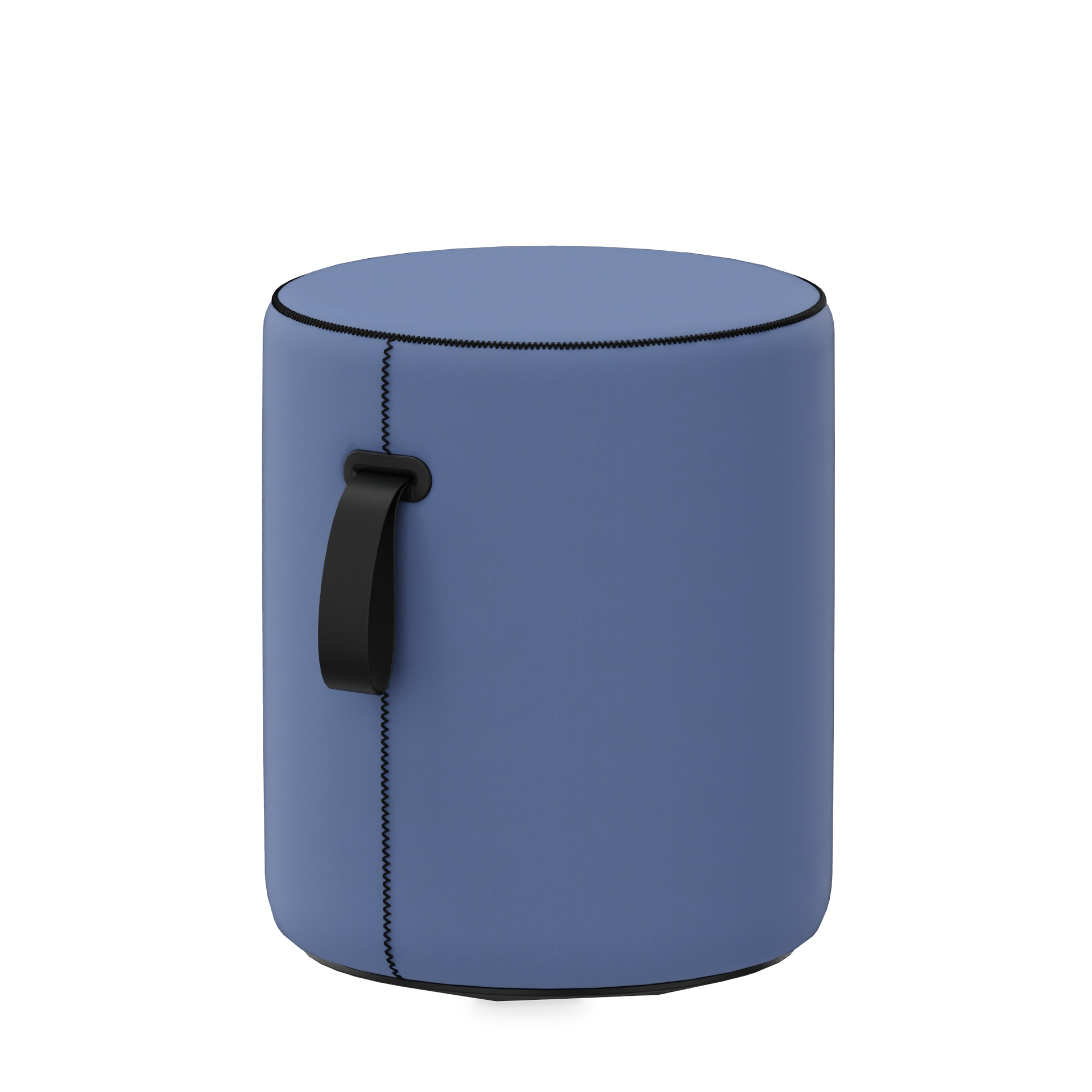 Ein moderner, zylindrischer Hocker aus blauem Stoff mit schwarzem Tragegriff an der Seite und dekorativen schwarzen Nähten entlang der Nähte, vor einem schlichten Hintergrund für eine klare, minimalistische Ästhetik.